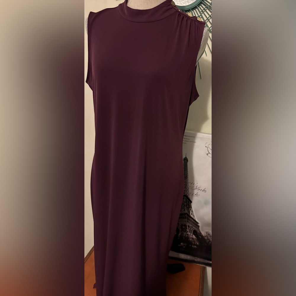 EUC Michael Kors dress size L burgundy color. Easy throw on, add assesories